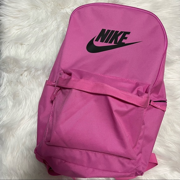 Nike Handbags - Pink Nike backpack